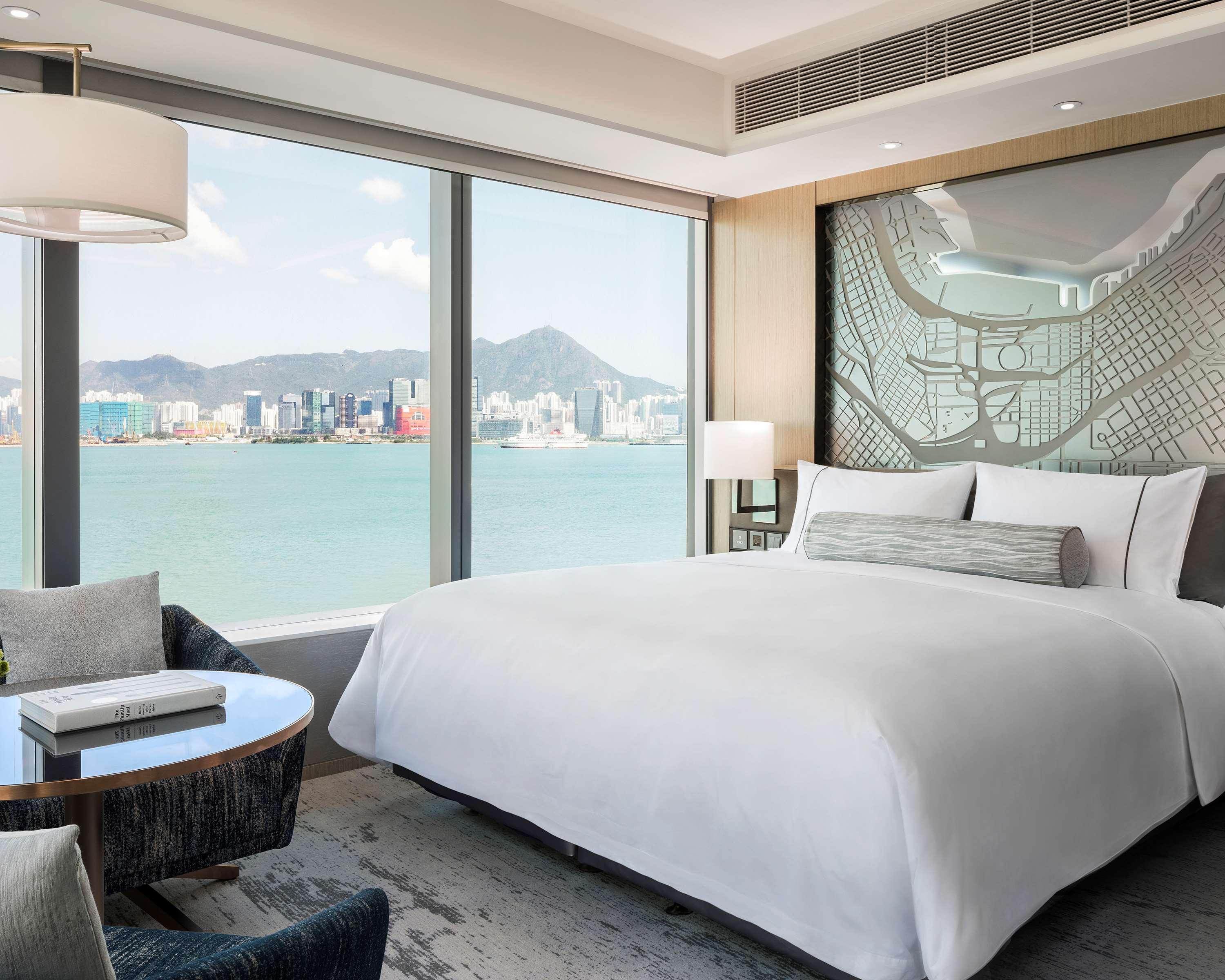 Hyatt Centric Victoria Harbour Hotel Hong Kong Ngoại thất bức ảnh