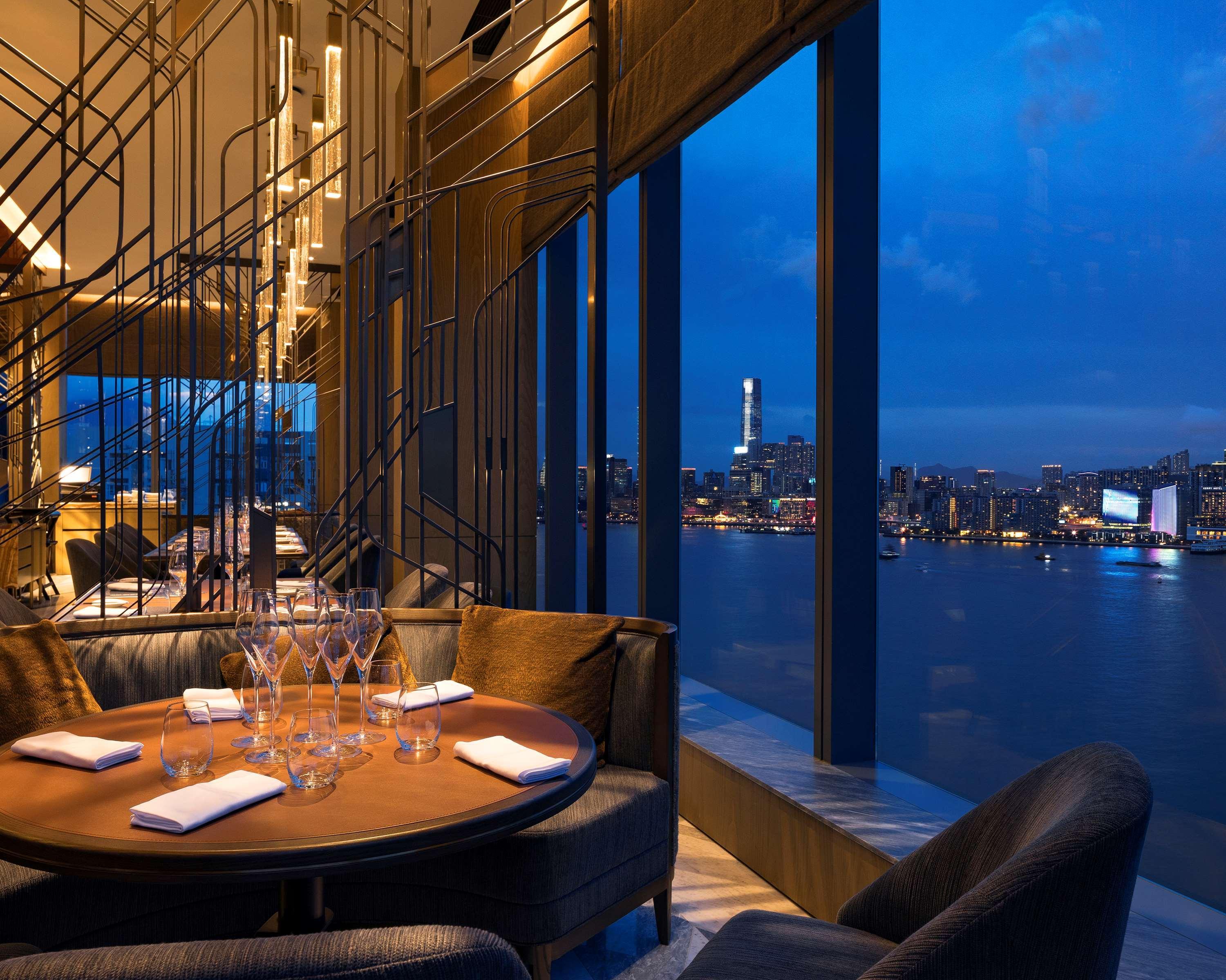 Hyatt Centric Victoria Harbour Hotel Hong Kong Ngoại thất bức ảnh