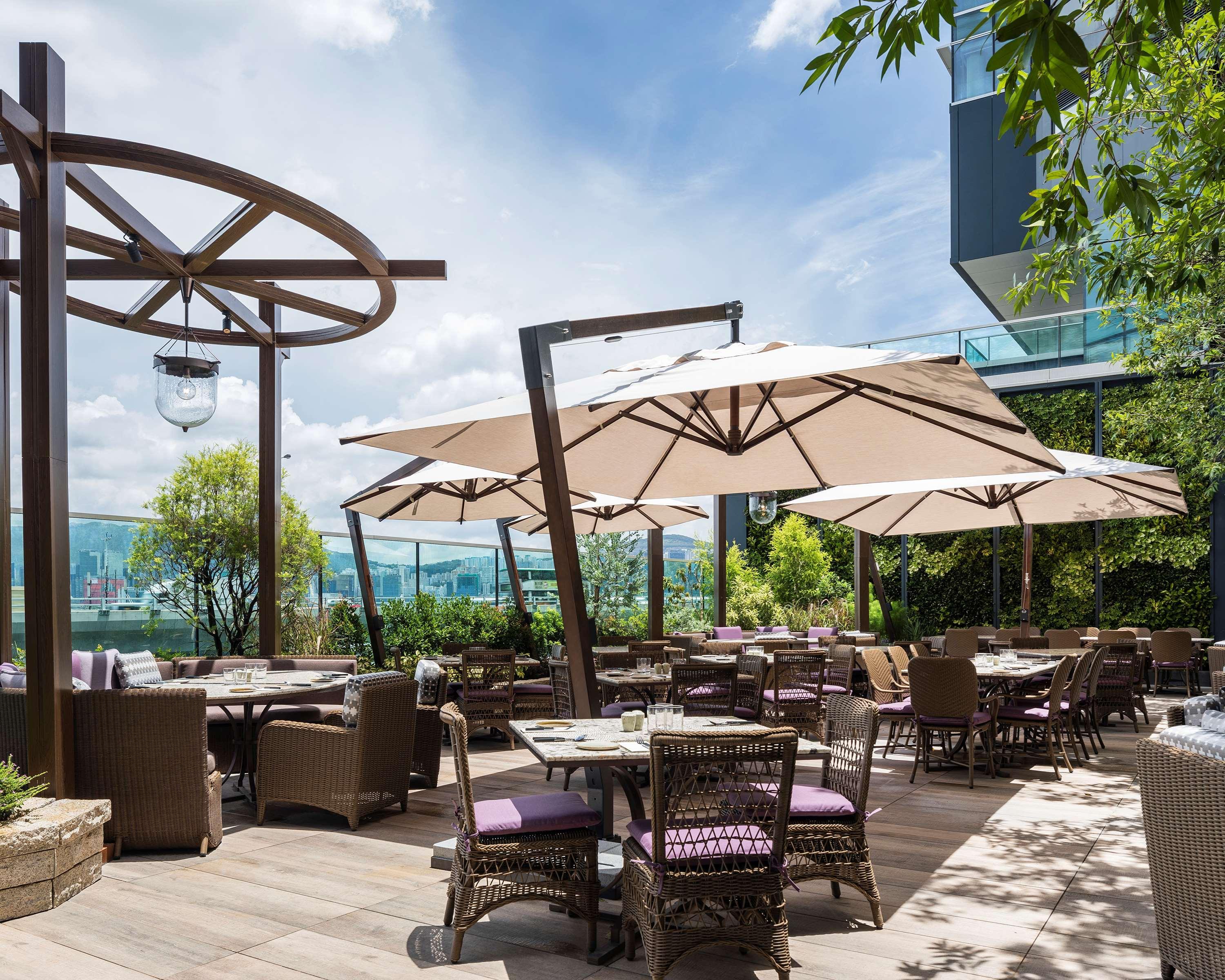 Hyatt Centric Victoria Harbour Hotel Hong Kong Ngoại thất bức ảnh